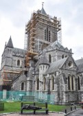 22_Dossier-Eglise et banc-Dublin-centre ville-Cathédrale de l'église d'Irlande-Christ church-Sculpture de Jésus SDF.jpg