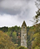 11_Dossier-Glendalough-ruines du monastère St Kevin-6e siècle.jpg