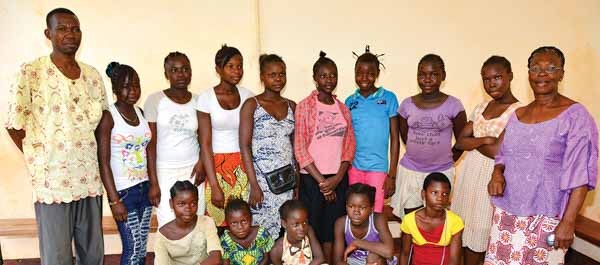 18_Dossier_Orphelinat Sainte Thérèse de Bimbo à Bangui_26 avril 2015.jpg